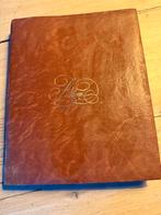 Album met enveloppen koningshuis, Ophalen of Verzenden, Zo goed als nieuw, Nederland, Kaart, Foto of Prent