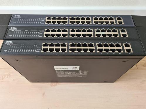 Dell PowerConnect 2324 - 24+2 ports Ethernet Switch, Computers en Software, Netwerk switches, Gebruikt, Ophalen of Verzenden