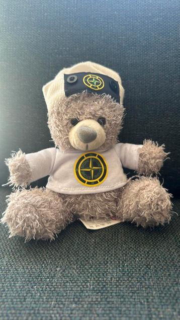 Beertje stone island te koop beschikbaar voor biedingen