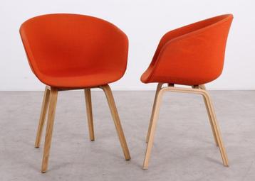 HAY | AAC 23 | About A Chair stoel | Oranje/hout beschikbaar voor biedingen
