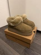 Ugg hoge zool, UGG, Overige typen, Nieuw, Ophalen of Verzenden