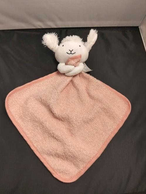 Prénatal knuffeldoekje/ tutdoekje lam/ schaap, roze, Kinderen en Baby's, Speelgoed | Knuffels en Pluche, Ophalen