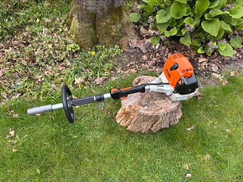 Stihl KM 100 R benzine Combimotor hele nette!!!, Tuin en Terras, Hand-tuingereedschap, Gebruikt, Overige soorten, Ophalen of Verzenden