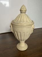 sierpot met deksel, Ophalen