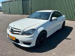 C180 Coupe Kompressor Edition 1 AMG Stoel Verwarm, Auto's, Mercedes-Benz, Achterwielaandrijving, 1800 kg, Zwart, 4 stoelen