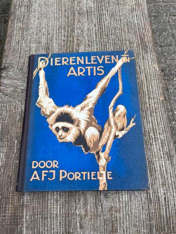 Plaatjesboek Dierenleven in Artis €12,50 Portielje 1939 beschikbaar voor biedingen