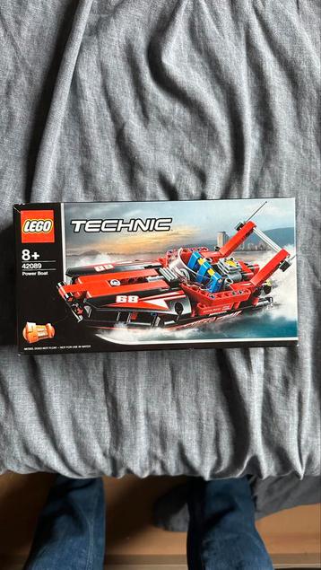 Lego technic 42089 beschikbaar voor biedingen