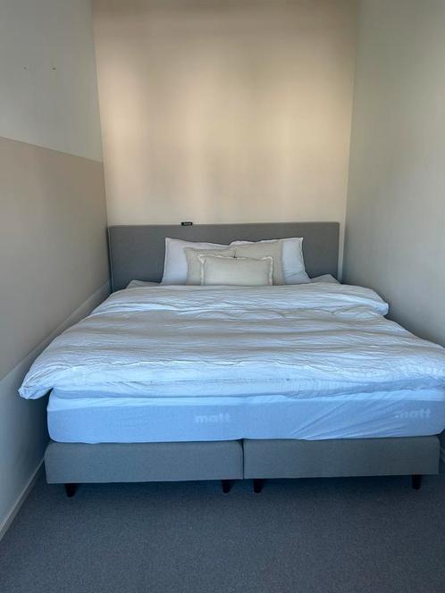 Matt sleeps Boxspring + matras + topper, Huis en Inrichting, Slaapkamer | Boxsprings, Zo goed als nieuw, 180 cm, 210 cm, Tweepersoons