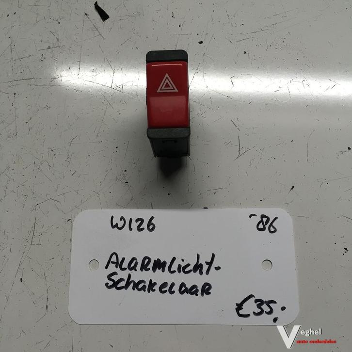 Mercedes W126  1982  Alarmlichtschakelaar 000 820 9010, Auto-onderdelen, Dashboard en Schakelaars, Gebruikt, Ophalen of Verzenden