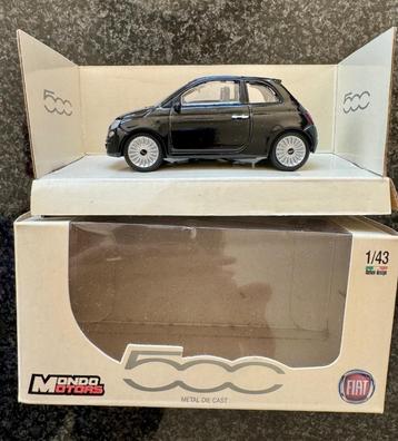 Model FIAT 500 1:43 zwart beschikbaar voor biedingen