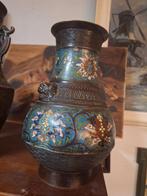 Bronzen antieke classoine vaas, Ophalen of Verzenden