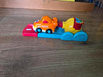 Toet Toet Auto Lanceerbaan beschikbaar voor biedingen