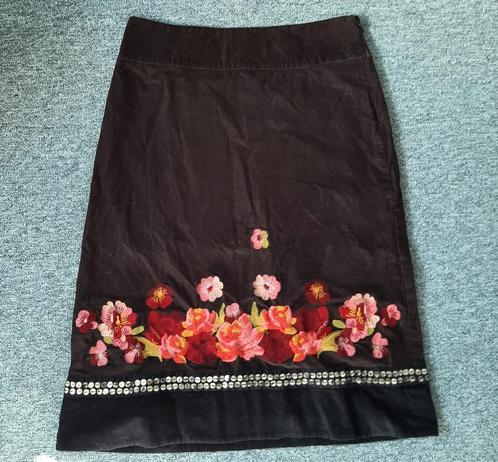 Vintage monsoon rok geborduurde bloemen, Kleding | Dames, Rokken, Zo goed als nieuw, Maat 38/40 (M), Bruin, Onder de knie, Ophalen of Verzenden