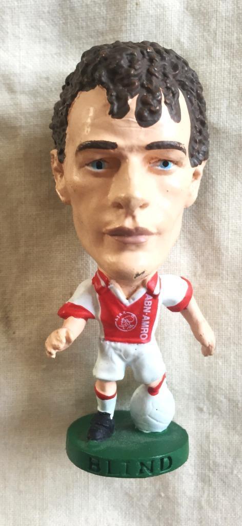 5 VOETBAL poppetjes - SAR - BOER - Larsson - Overmars, Verzamelen, Sportartikelen en Voetbal, Zo goed als nieuw, Beeldje of Poppetje