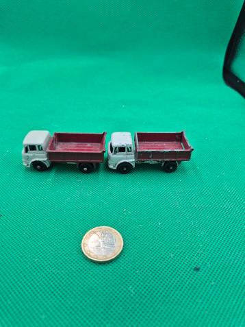 725 2x Bedford lesney beschikbaar voor biedingen