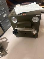 Autoclaaf sterilisator, Ophalen