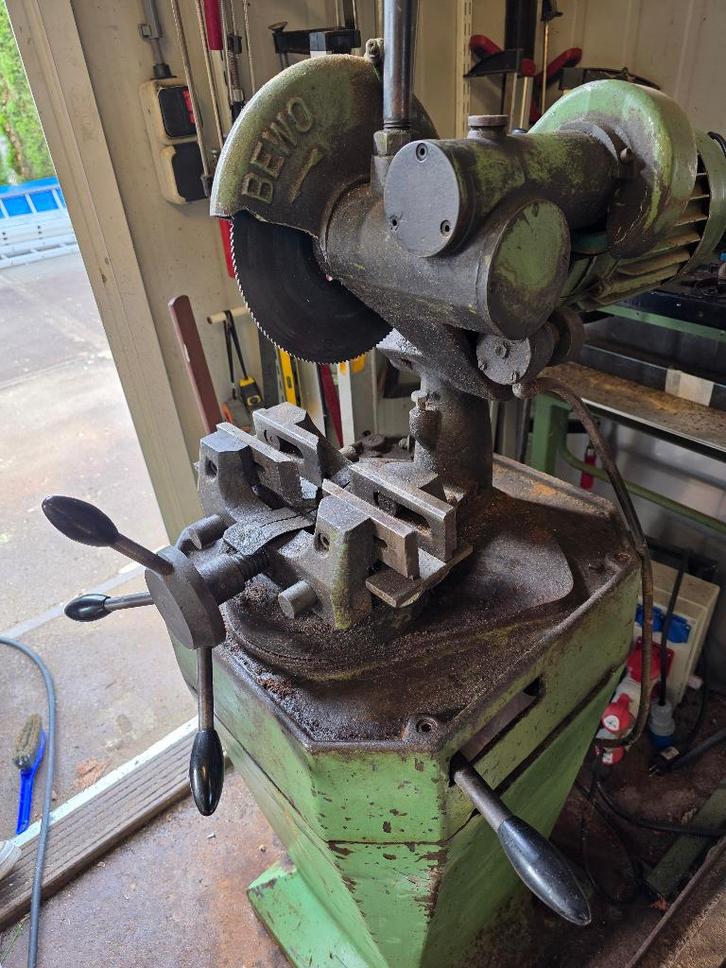 Bewo Afkortzaag voor Metaal, Doe-het-zelf en Verbouw, Gereedschap | Zaagmachines, Gebruikt, Afkortzaag, 1200 watt of meer, 70 mm of meer