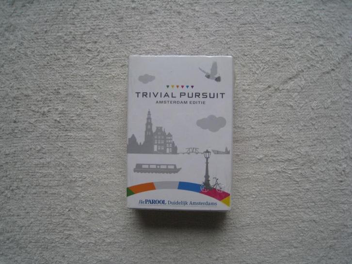 Trivial Pursuit: Amsterdam editie: nieuw, Hobby en Vrije tijd, Gezelschapsspellen | Kaartspellen, Nieuw, Ophalen of Verzenden