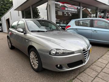 Alfa Romeo 147 1.6 T.Spark Distinctive beschikbaar voor biedingen