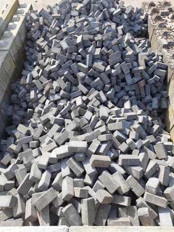 Klinkers Betonklinkers Bestrating beschikbaar voor biedingen