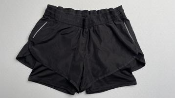 dames sportshort 2-in1 maat XS beschikbaar voor biedingen