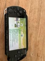 Goedwerkende psp met oplader en hoesje., Spelcomputers en Games, Spelcomputers | Sony PSP, Ophalen of Verzenden, Gebruikt, Zwart
