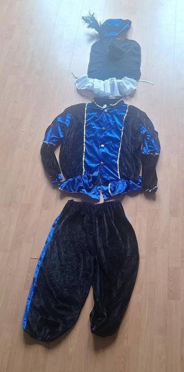 pieten costum beschikbaar voor biedingen