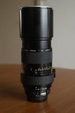 Nikon 300mm f4.5 & Nikon Micro-Nikkor 105mm f4 PN-11, Ophalen, Zo goed als nieuw, Telelens