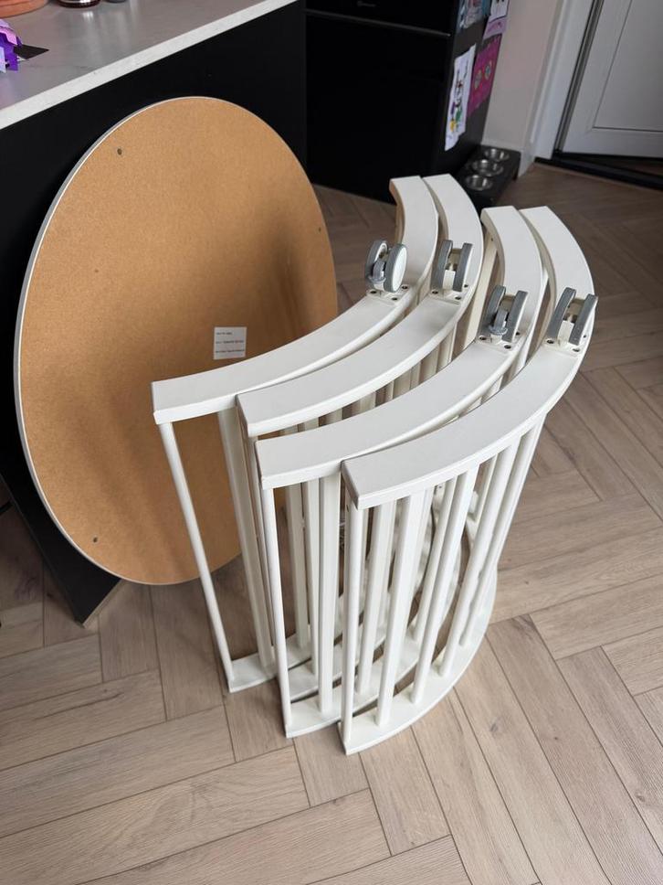 Europa Baby ronde baby box - Wit, Kinderen en Baby's, Boxen, Zo goed als nieuw, Rond, Wieltjes, Ophalen