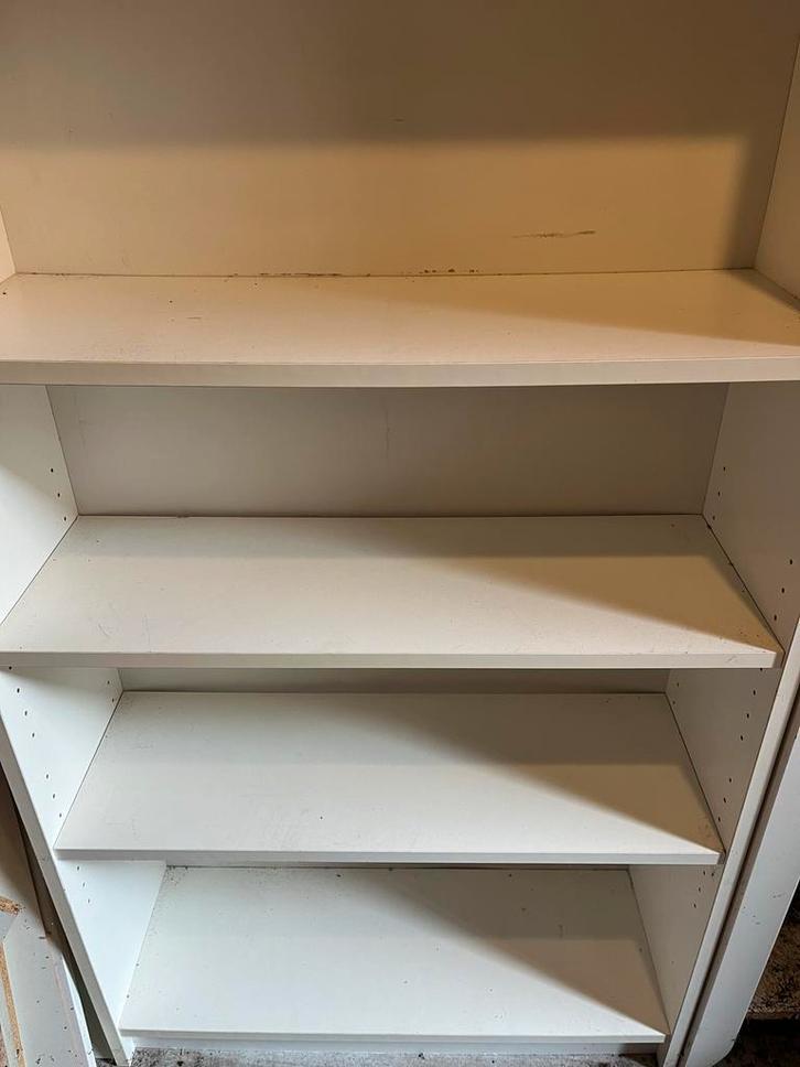 Gratis witte IKEA Billy boekenkast, Huis en Inrichting, Kasten | Boekenkasten, Gebruikt, 50 tot 100 cm, 200 cm of meer, 25 tot 50 cm