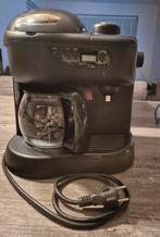 DeLonghi Koffie/Cappuccino Automaat, Witgoed en Apparatuur, Koffiezetapparaten, Gebruikt, 10 kopjes of meer, Koffiemachine, Gemalen koffie