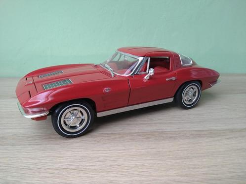1963 Chevrolet Corvette Sting Ray Split window Ertl Compleet, Hobby en Vrije tijd, Modelauto's | 1:18, Zo goed als nieuw, Auto