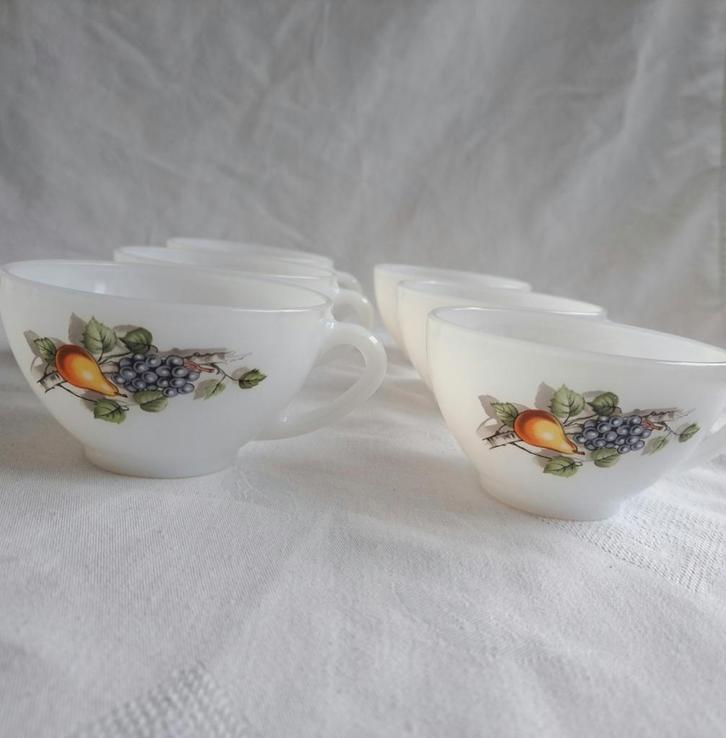 6 Arcopal Fruit de France theekopjes / soepkommen, Huis en Inrichting, Keuken | Servies, Gebruikt, Kop(pen) en/of Schotel(s), Overige stijlen