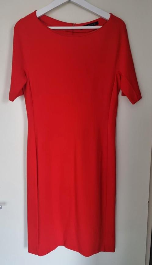 Zara Woman | rode jurk | korte mouwen | maat 40, Kleding | Dames, T-shirts, Zo goed als nieuw, Maat 38/40 (M), Zwart, Korte mouw