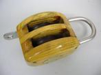 Houten Blok / Katrol, dubbelschijfs + hondsvot, 10 mm, Ophalen of Verzenden, Gebruikt, Lijn of Blok