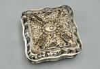 Zilveren pillendoosje, anno 1860, Antiek en Kunst, Antiek | Goud en Zilver, Ophalen of Verzenden