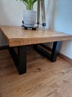 Mooi mango salontafel 80x80 met zwarte stalen poten, Huis en Inrichting, Ophalen, 50 tot 100 cm, Vierkant, 50 tot 100 cm