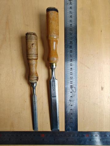 2 Nooitgedagt beitels 10 en 18 mm beschikbaar voor biedingen