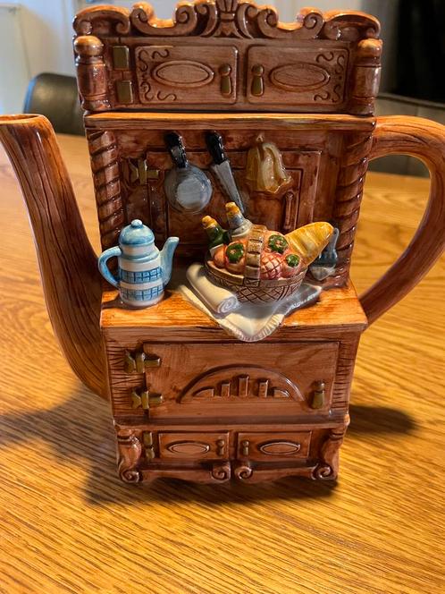 Theepot in leuk keukendesign, van verzameling, Antiek en Kunst, Curiosa en Brocante, Ophalen of Verzenden