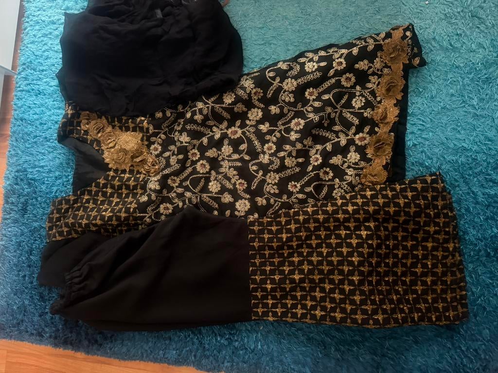 Indiase kleding, Ophalen of Verzenden, Zo goed als nieuw