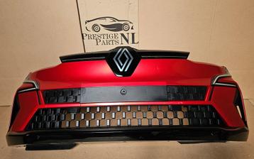 Voorbumper Renault MEGANE 5 V E-TECH COMPLEET bj.2022-2026 beschikbaar voor biedingen