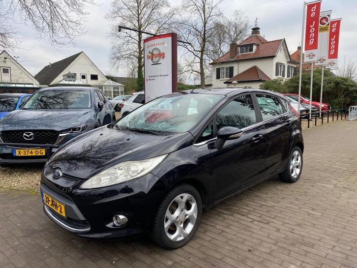 Ford FIESTA 1.4 TITANIUM / AIRCO-ECC / CRUISE CTR. / ELEK. R, Auto's, Ford, Bedrijf, Fiësta, ABS, Airbags, Airconditioning, Bluetooth