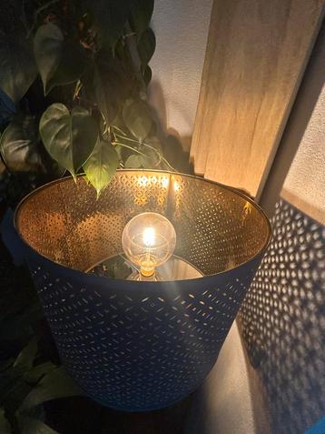 IKEA Staande Lamp Petrol Kap, Houten Driepoot beschikbaar voor biedingen