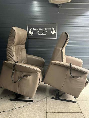 Sta op stoelen merk cair beschikbaar voor biedingen