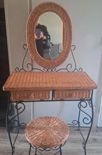 Rotan en gietijzer in goede staat, Huis en Inrichting, Tafels | Kaptafels, Ophalen, Zo goed als nieuw, 50 tot 100 cm, Minder dan 100 cm