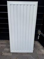 Radiator - Hoog Rendement, Doe-het-zelf en Verbouw, Verwarming en Radiatoren, Ophalen, 30 tot 80 cm, Gebruikt, Hoog rendement (Hr)