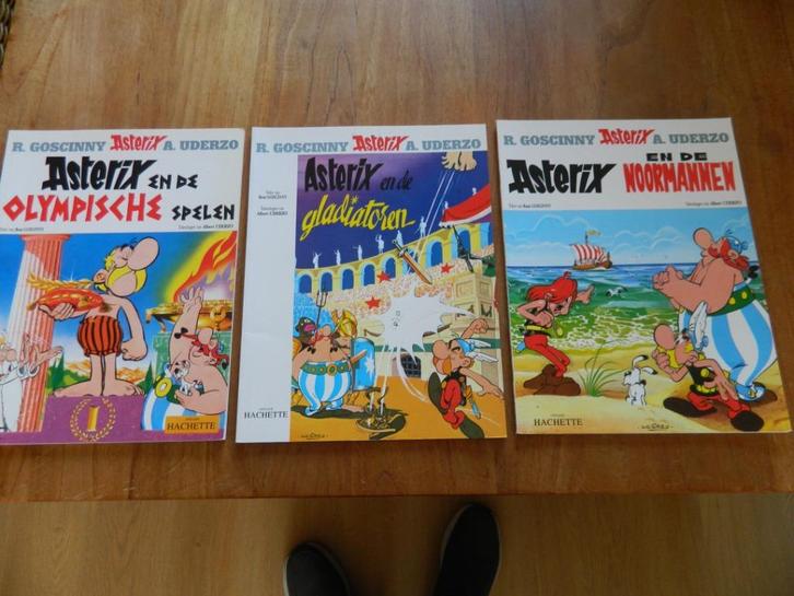 3x Asterix ( uitgave Hachette ) nieuwstaat  ( los 3,- ), Boeken, Stripboeken, Zo goed als nieuw, Meerdere stripboeken, Ophalen of Verzenden