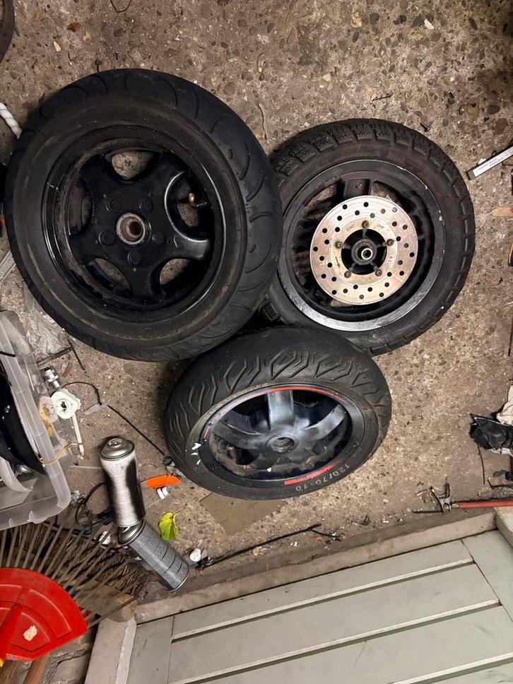 Verschillde piaggio velgen, Motoren, Tuning en Styling, Ophalen