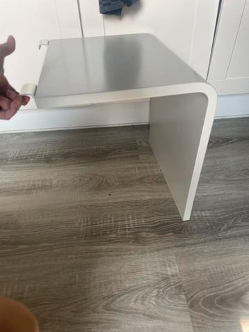 Auping aanhangtafel 41,5 cm beschikbaar voor biedingen