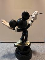 Walt Disney Beeld Mickey Mouse Dirigent Symphony Hour, Ophalen, Mickey Mouse, Zo goed als nieuw, Beeldje of Figuurtje